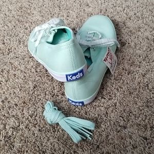NWT KEDS